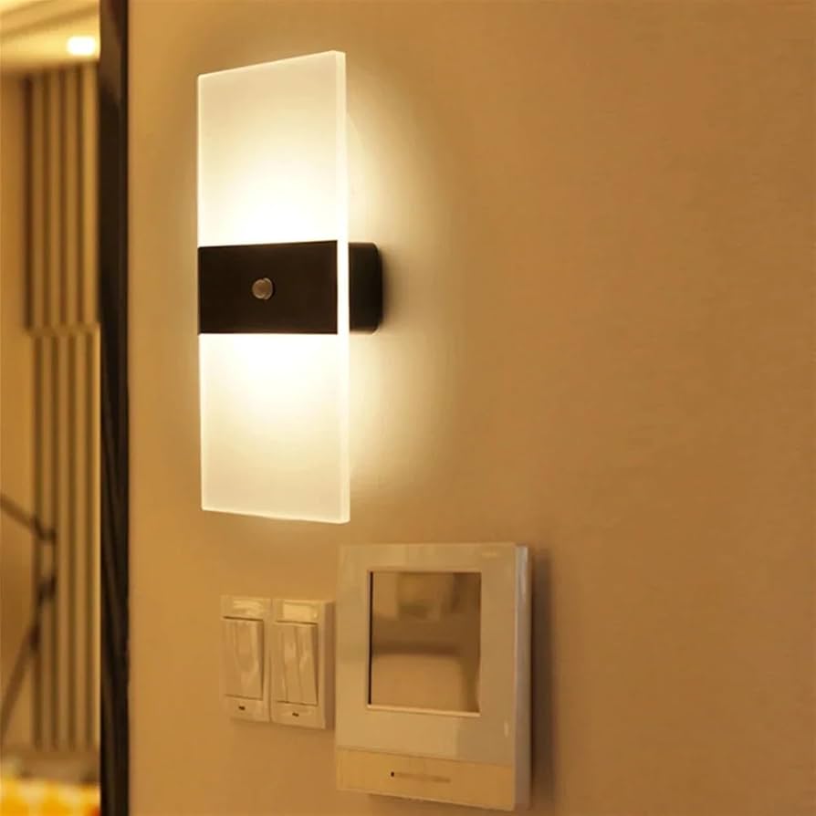 Recharge Wall Lamp